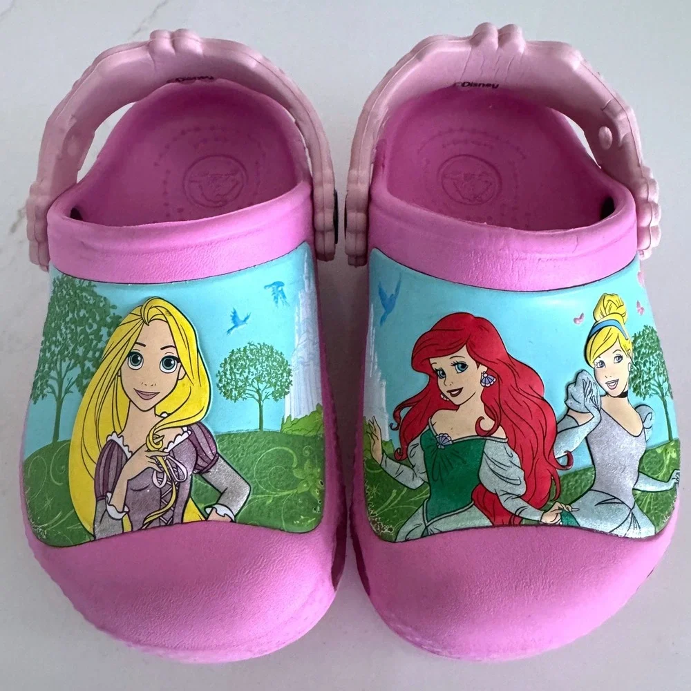 Crocs Disney Princess Clogs Girls Size 8/9 Pink Ariel Cinderella Rapunzel